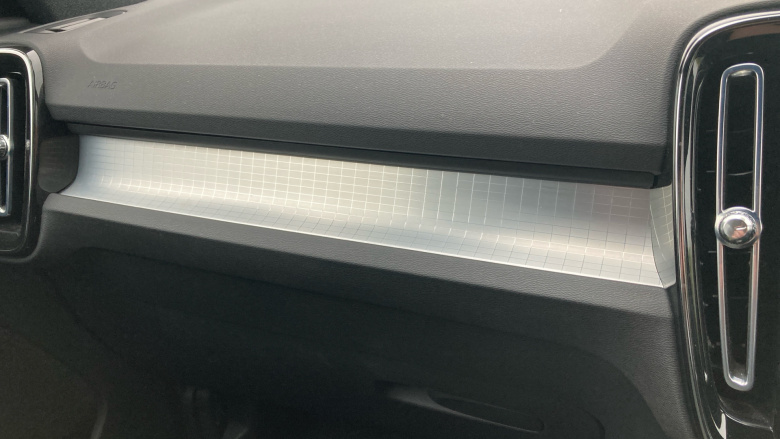 Volvo Xc40 1.5 T4 Recharge PHEV Plus Dark 5dr Auto Estate